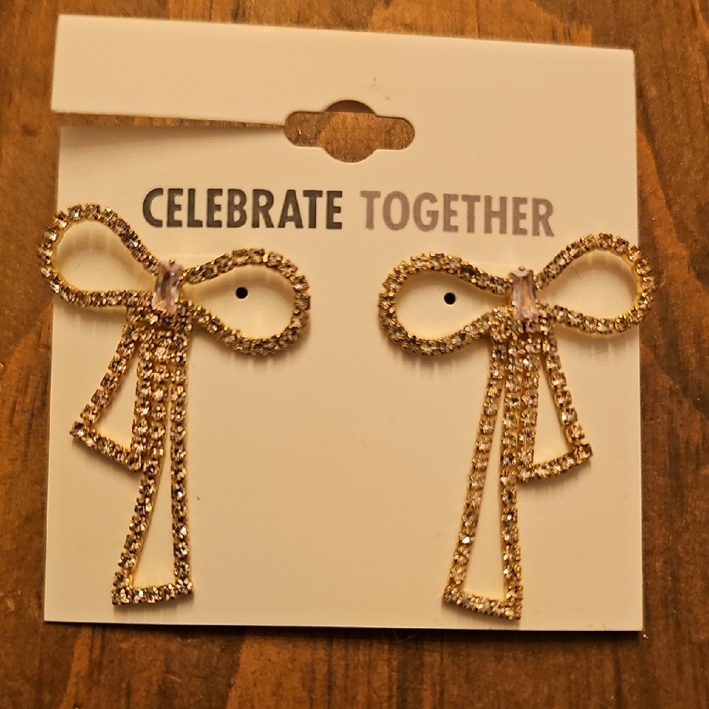 Kohl's Gold Stud Earrings